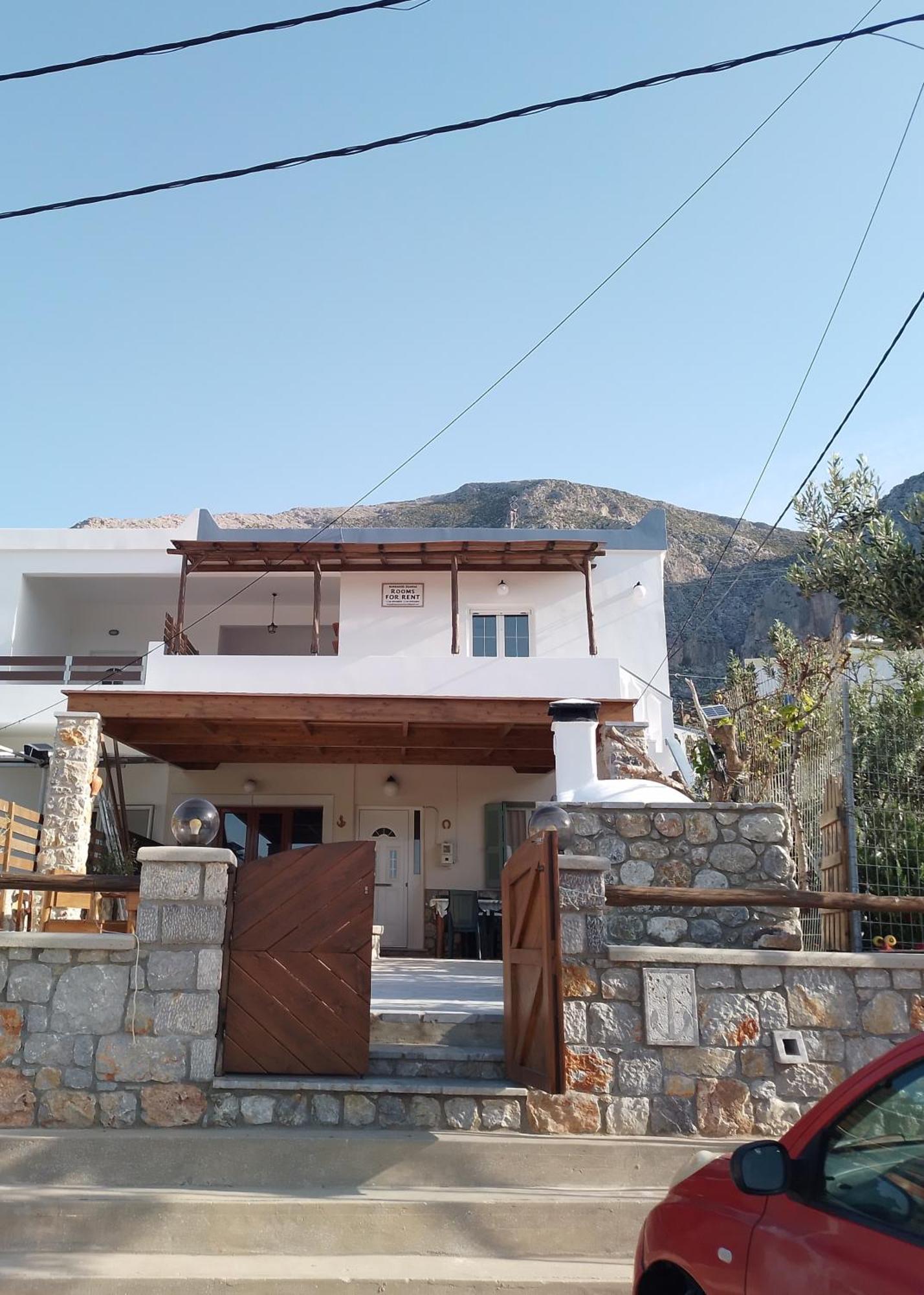 דירות Emborios Manolakis Pizanias מראה חיצוני תמונה
