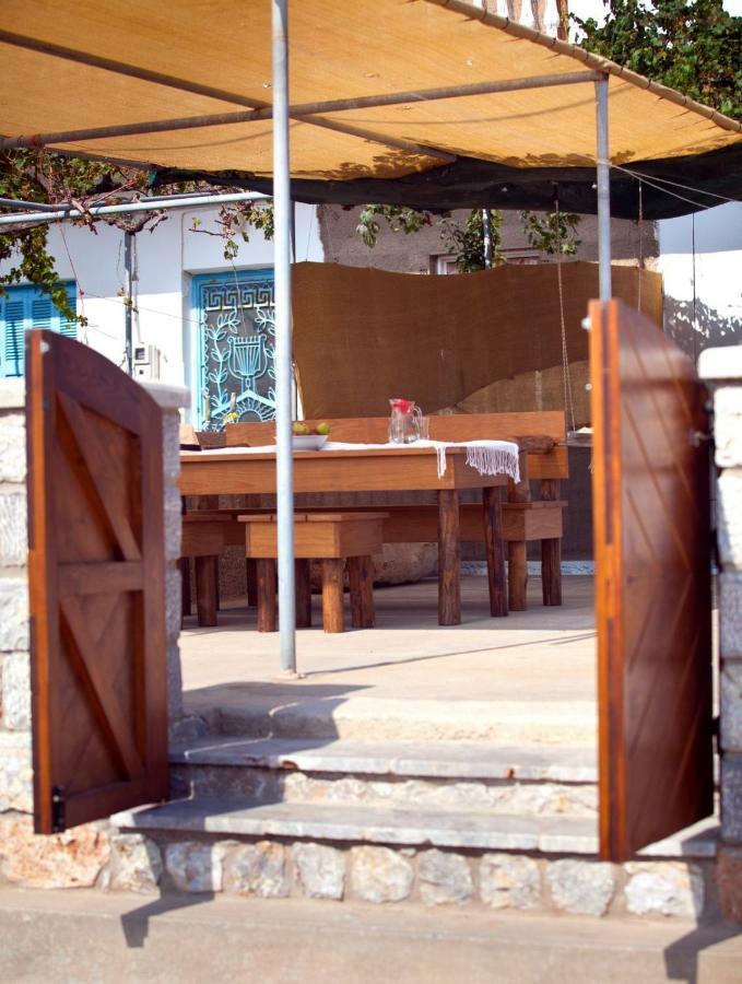 דירות Emborios Manolakis Pizanias מראה חיצוני תמונה